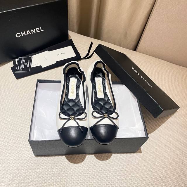 工厂直销P340 Chanel 2025Sw网红明星同款 专柜最新走秀主打系列上新款， 羊皮双C原版乐福鞋平底鞋/跳舞鞋套脚百搭绝配。 鞋面:羊皮，内里垫脚：进