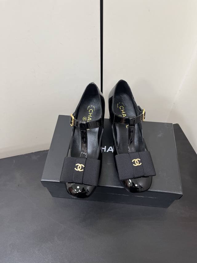 p420Chanel香奈儿 小香家25年春夏新品 织布蝴蝶结玛丽珍粗跟单鞋 牛皮/原版大底 跟高:约6Cm左右 正码:35-39订做40.41不退不换