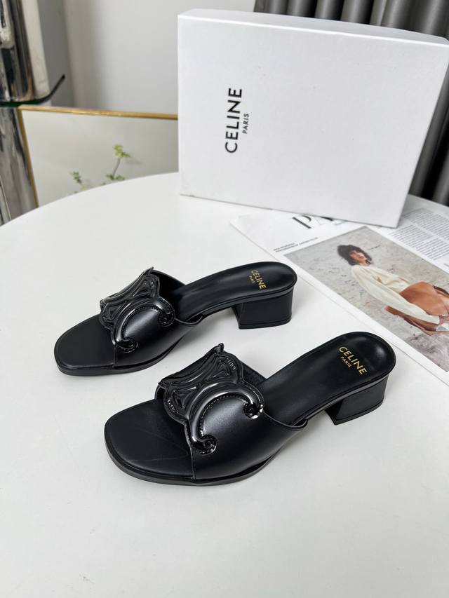 celine 赛琳头层牛皮面，羊皮内里。原版油边工艺# Celine 颜色：黑色，白色，棕色，杏色，酒红 尺码：35-43 大底：橡胶底P220，真皮大底 P2