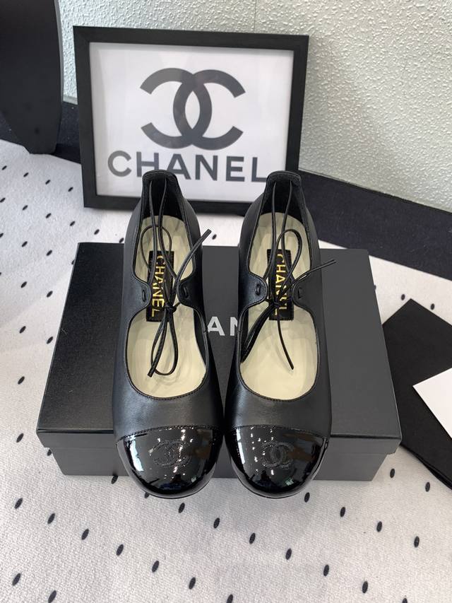 p380 Chanel新款蝴蝶结高跟鞋 高版本出货 上脚精致优雅高贵 这一系列设计让人美得眼前一亮 原版进口羊皮鞋面 羊皮内里垫脚 意大利菱格真皮大底 Size