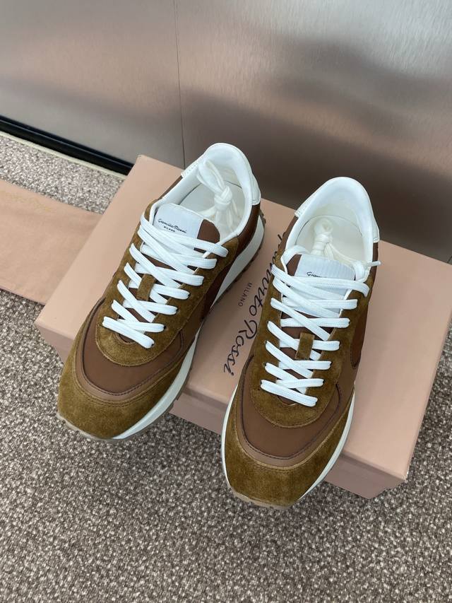 工厂价P430 gianvito Rossi 塞乔.罗茜2025春夏新款系带拼色阿甘女鞋 Gr厚底复古老爹运动跑鞋 材质：鞋面进口小牛皮/进口丝光牛反绒皮/进口