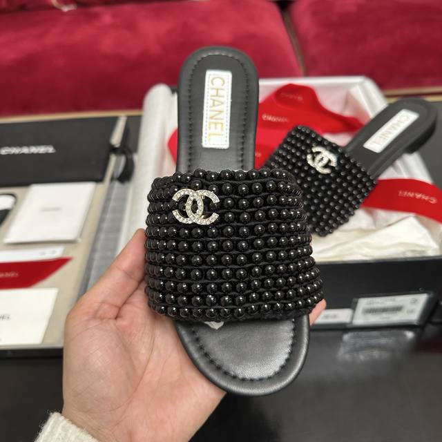 黑色 chanel 香奈儿 新款 双色珍珠拖鞋 全系出货啦 35-40 P360