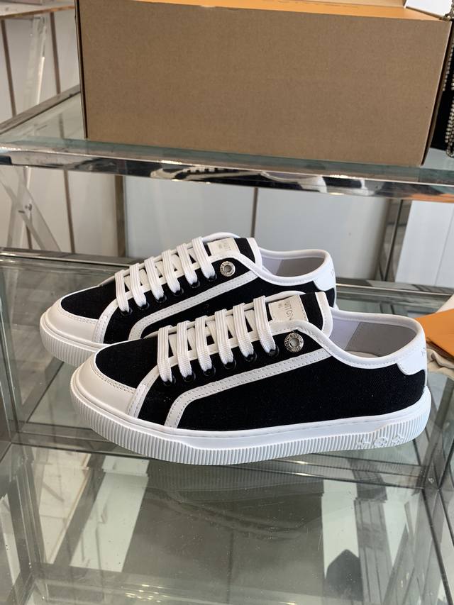 360Lv Lagoon Sneaker 25Ss春夏新款 丹宁牛仔帆布鞋 春夏限定 真的有人可以拒绝这么可爱的鞋子吗 牛仔面料真的太适合夏天了颜色清爽又很轻薄