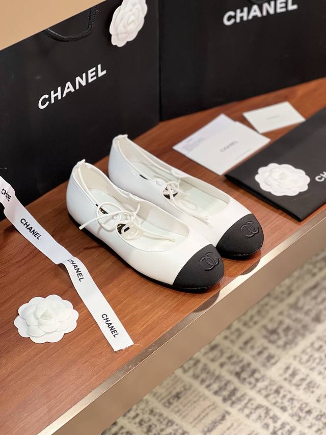 P360代购级 Chane* 小香C家 2025Ss 超火爆春夏米兰走秀款平底舒适绑带玛丽珍芭蕾舞鞋单鞋 小红书网红秀图更是火出圈的仙女鞋，复古玛丽珍鞋，25最