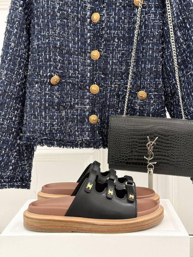 厂价380 celine｜赛琳25Ss春夏新品 凯旋门懒人拖鞋 Go 材质： 面料采用进口胎牛皮 内里垫脚均为牛皮 原版牛筋大底真皮沿条 原版开模五金扣 码数: