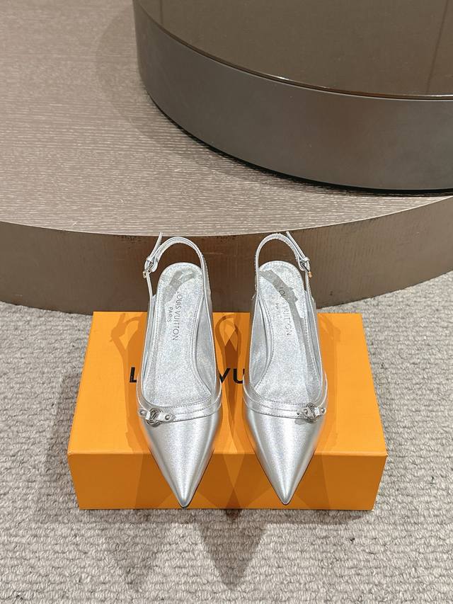 高版本出厂P440 Louis Vuitton Ss25 New Arrival Lv驴牌春夏系列玛丽珍高跟鞋单鞋新品 简约精致，高级感满满，尽显优雅气质～上脚