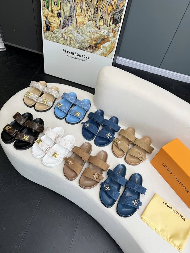 louis Vuitton路易威登夏新款拖鞋火爆上市，1:1高级定制，秒杀一切仿品，原版开模Logo冲孔装饰，既时尚又美观，面料:小牛皮，内里羊皮，精美原版鞋楦