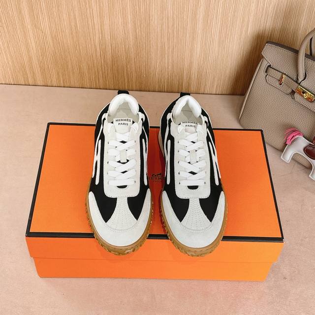 女款430男款20Hermes Jet运动鞋系列 ———————————时尚又百搭 上脚超级舒服 每个细节都做到极致 原版定制麂皮/小牛皮/内里混种羊皮/独家私