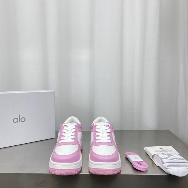 代购级380 免费送一双同牌子袜子 alo25S 春夏新款 拼色小白鞋厚底舒适休闲款 alo比耐克更懂女生！上脚超级百搭！而且超级舒适！是厚底款但是上脚一点都不
