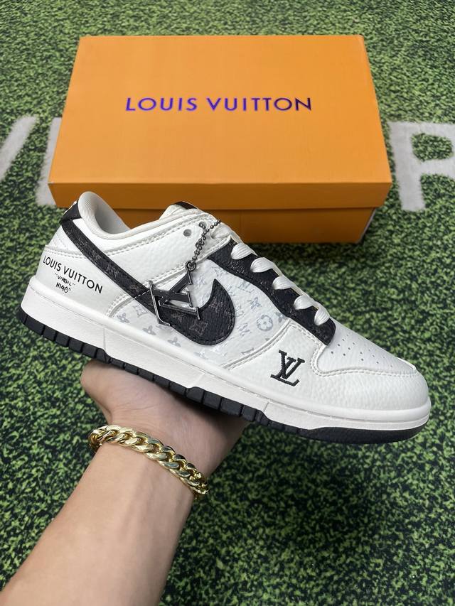 400 【定制版现货】顶级版本Nk Dunk Low Lv联名-老花米黑勾 Sb低帮休闲板鞋 Fc1688-189 #定制鞋盒 大厂纯原品质出货 超高清洁度 皮