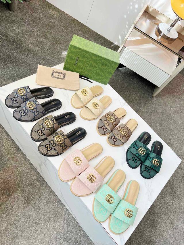 guccl，25春夏新款休闲女土互扣式双G凉拖，35-43码，橡胶底P210，皮底P260