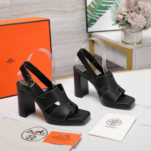 hermèS/爱马仕经典防水台H粗跟高跟凉鞋 极约复古的设计 浓厚的异域风情 ——————————————430 时髦感十足、随便上脚都很有腔调 简简单单的款式