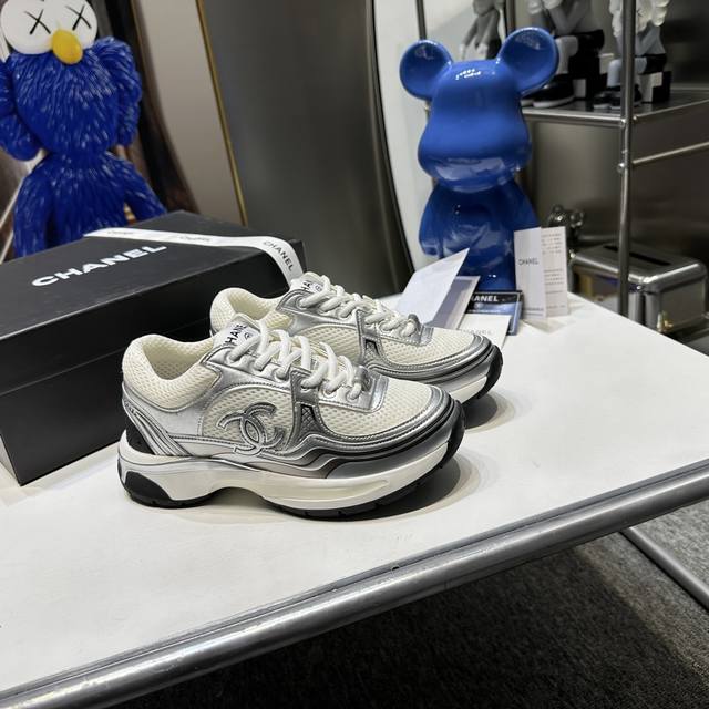出厂：270 chanel 香奈儿专柜品质 一比一复刻 金角大王，银角大王[鼓掌]火爆进行中[爱心] 35－41码 tpu四色组合大底（原版底） 爆款+小红书力