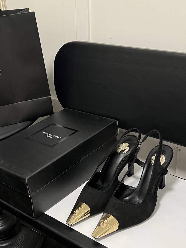 出厂：140 2025Ssysl圣罗兰Saint Laurent 原版购入 真是女人的尤物材质:定制毛呢/进口羊京鞋面 五金原版开模垫脚羊皮 意大利真皮大底跟高