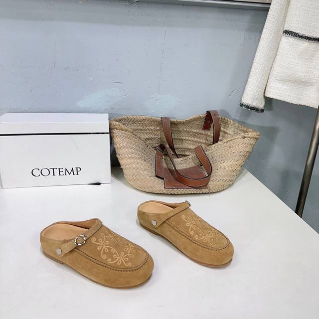 高品质出厂 ！小众潮牌Cotemp小众潮牌 25 春夏新款时髦 复古电绣勃肯包头拖鞋凉鞋！ 延续恒久的古典与舒适，独特的圆头鞋型为鞋体的中性基调注入更多精致考量
