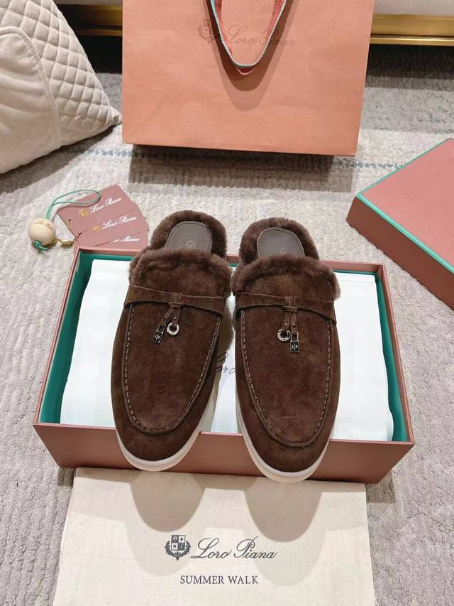 出厂： 270 半拖真羊毛里 顶级版本 Loro Piana Open Walk女高帮靴 意大利宝藏品牌，和爱马仕匹配的品牌！低调奢华，只有自己穿了才知道有多舒