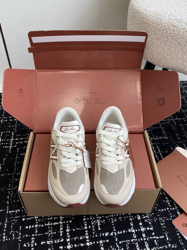 东莞代购级 官网同步盒包装 Loro Piana New Balance合作款正式发布 邂逅一场工艺热情 Lp正式推出限量New Balance合款 990V6