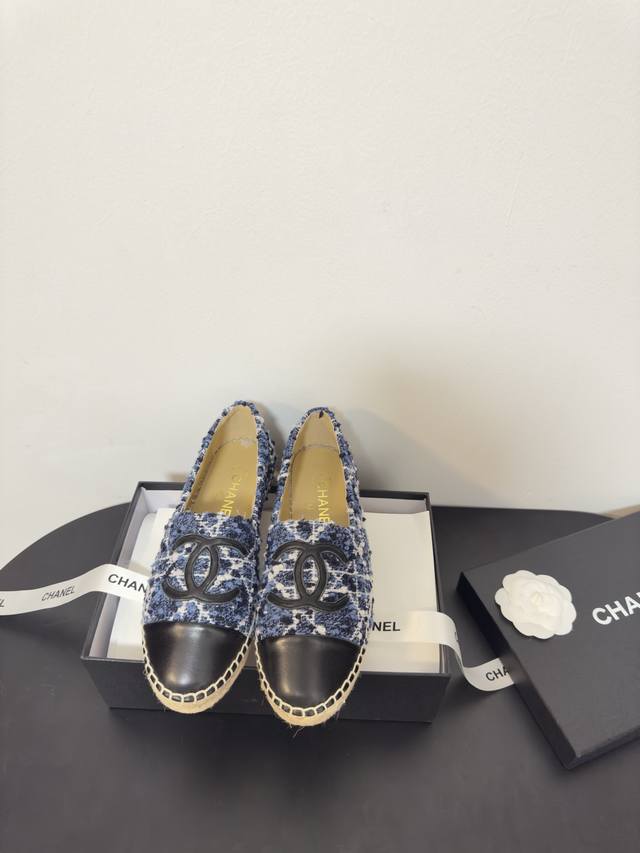 Chanel2025Ss新配色麻绳底渔夫鞋 顶级版本 独家对版原版定制呢子，高密度不漏底，完整不断开无接缝丝绸羊皮内里，原版注胶半透明橡胶原色麻底，最新底花Lo
