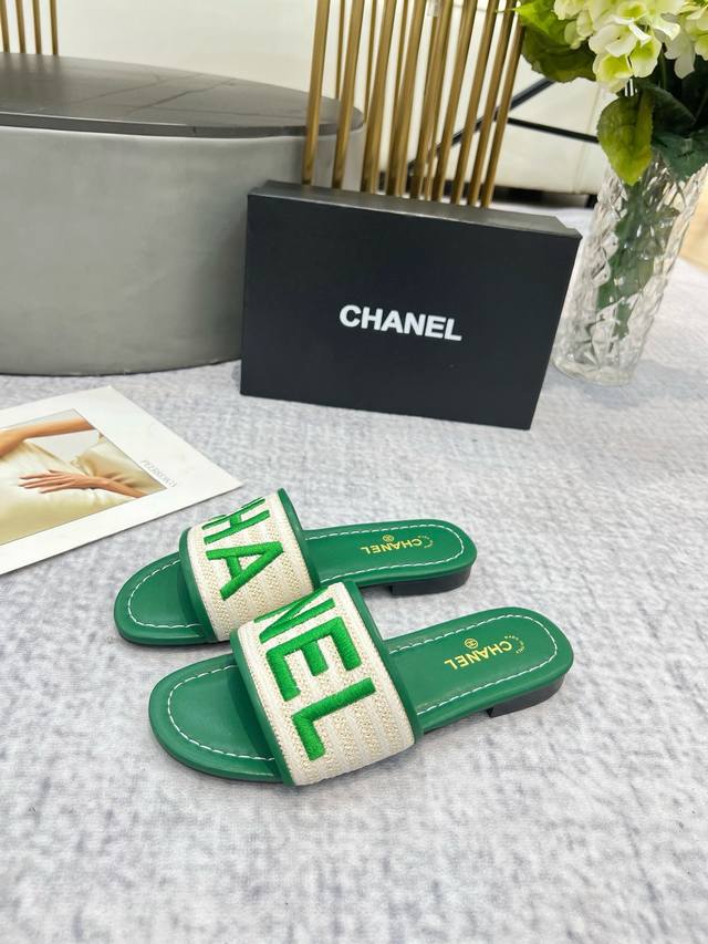 chanel，鞋面采用立体电绣工艺，上脚舒适柔软透气，复天必备35-43码， ，皮底
