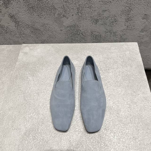 工厂P价P 顶级高端版本 代购品质 原版开发 Bottega Venetass新品爆款夏季Adamo女士乐福鞋。Bv新款两穿抢手大爆款，Ins&小红书巨多网红明