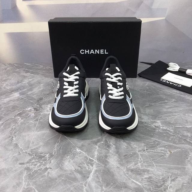 工厂P价P 顶级版本 代购级别 原版开发 Chanel2025Ss新款运动鞋 顶级版本 专柜断货王 各大博主人手必备款 经典超百搭 面料: 进口原版顶级纳帕小牛