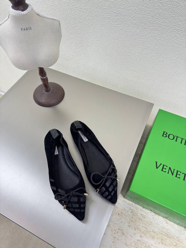 工厂P价P 顶级高端版本 代购品质 原版开发 Bottega Veneta2025Ss新品爆款女士Kont芭蕾舞鞋。Bv新款小编织蝴蝶结单鞋抢手大爆款，Ins&