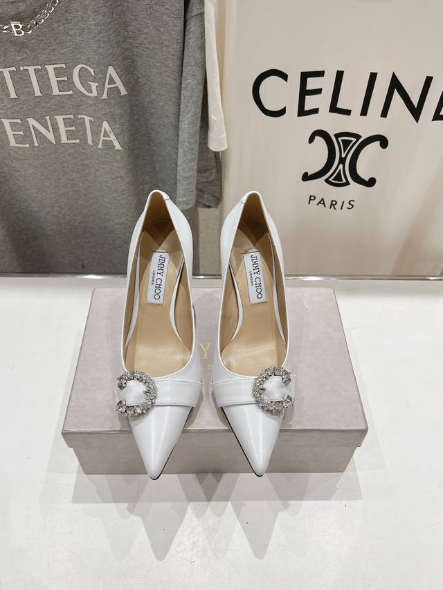 高版本出厂 皮面 Jimmy Choo*｜Jc 吉米周2025Ss春夏新款简约尖头高跟鞋单鞋 原版套楦，完美的线条，简约大气上脚显气质粗跟舒适百搭，还能拉长双腿
