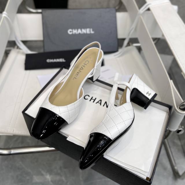 chanel官网爆款 头层羊皮 漆皮面料，羊皮里羊皮垫脚。专柜原版1：1复刻，5-40码 橡胶大底 真皮底