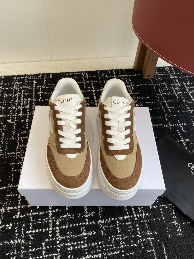 代购级薄底 厚底290 Celine思琳 25Ss 春夏新款 鞋舌和鞋后帮饰有Celine标志 鞋后帮和侧面压印Celine标志厚底面包鞋2025春夏新款女凯旋