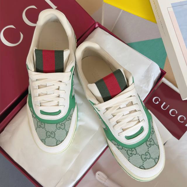 顶级版本：情侣款 Gucci古驰G家Re-Web系列 情侣款 老花 休闲 运动鞋 滑板鞋 原版购入开发 做货 作为Sabato De Sarno为Gucci打造