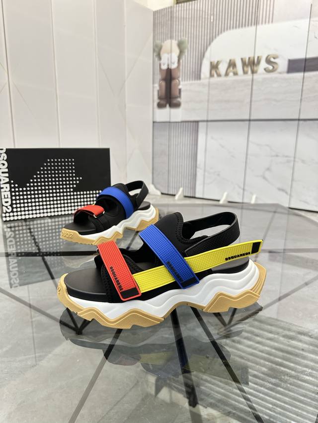 售 价: 商品商标：Dsquard D2次方* 凉鞋 正码码数: 38-45 可订做46. 商品材料：鞋面进口原版材料，透气内里，原版大底。 编 号：803