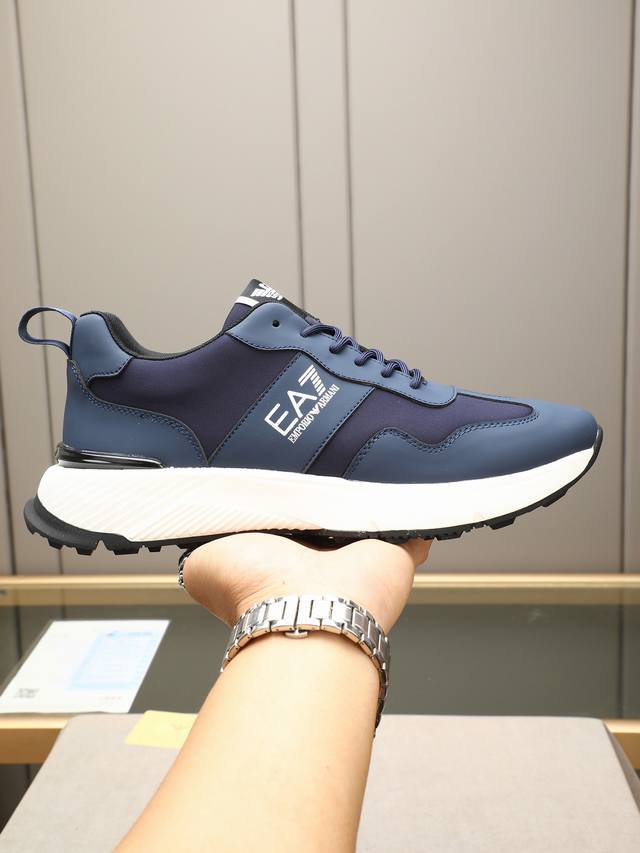 Emporio Ar阿玛尼，2025最新品，，超级有范儿的一款休闲鞋！精选头层小牛皮透气网里鞋舌精致工艺图案装饰Logo，侧面Ax标志性Logo霸气十足！上脚帅