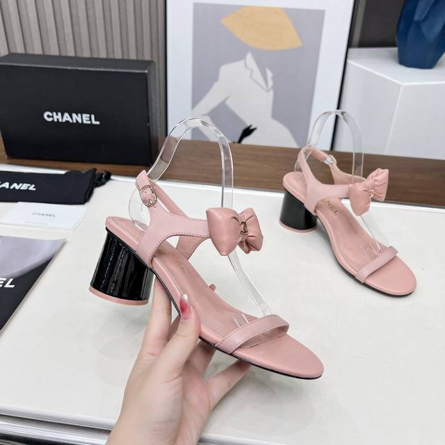 工厂P价 女装女鞋 运动原单高版本小香家单鞋Chane*｜，大爆款！小香2025A官网香奈儿早春凉鞋跳舞鞋系列新品乐福鞋满满的复古风 秀气的鞋型 看着就很讨喜，