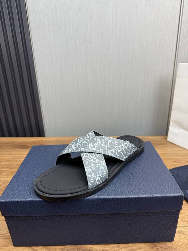 工厂P价 迪奥.爆款拖鞋热卖 常年有货原版原材质 Size ：38-46 45.46不退换