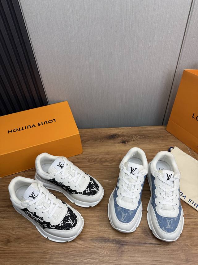 工厂P价 Lv.男鞋专柜爆款，官网同步，1:1高品质出货原版牛皮拼时尚印花 原厂原版底，38-45 38.45定做不退换