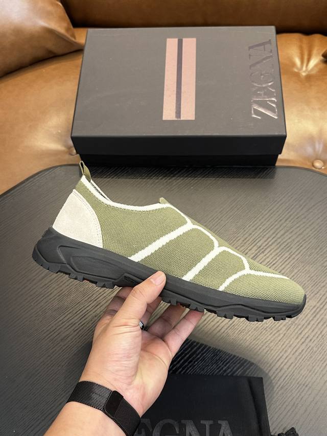 Zegna 杰尼亚 Techmerino Sock 2.0 套穿休闲鞋｜轻便休闲男鞋｜采用活力十足的高科技设计｜柔软的全针织 Techmerino羊毛鞋面饰有新