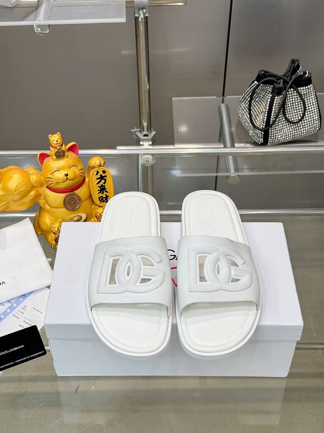 D&G 高端品质 商品商标：Dg 杜嘉班* 拖鞋， 商品材料：鞋面进口牛皮 原版气垫大底 正码码数: 38-45