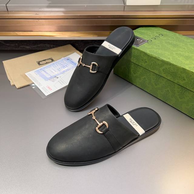 Gucci 古驰 半拖鞋！全皮 原版Logo面料，轻质发泡鞋底。男码38-44。