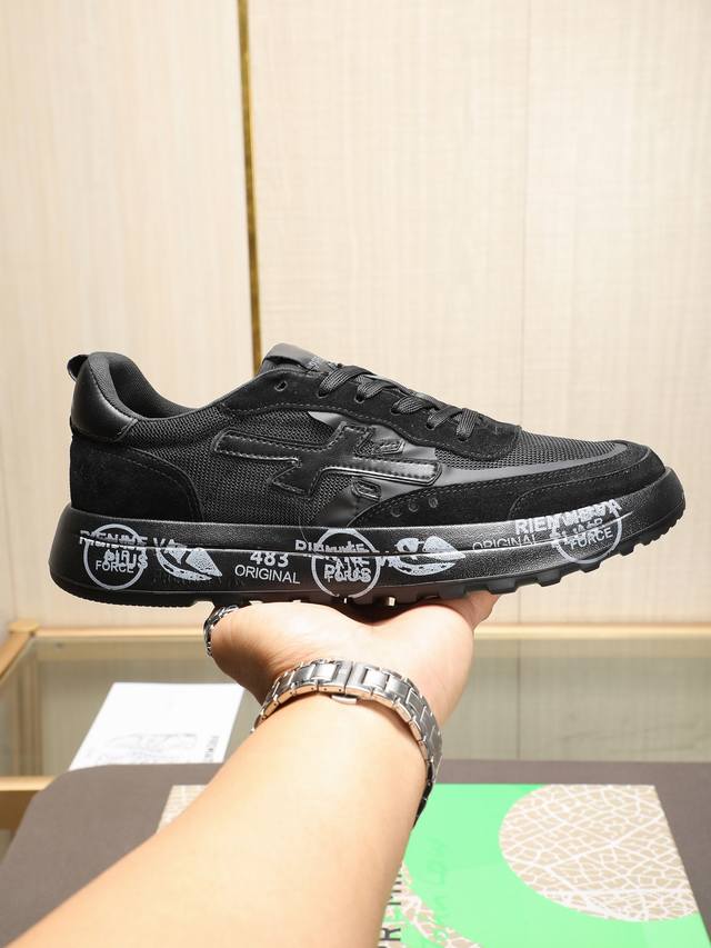 Premiata 普瑞米亚达 时尚、运动、休闲、慢跑、男鞋。 普瑞米亚达意大利名品百年历史，所有工艺全手工打造，米“字一样的Logo简称米字鞋。完美的融合了传统