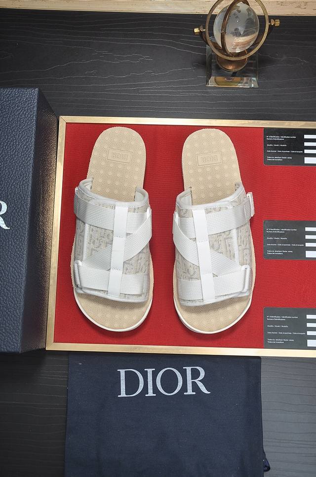 出厂价P 迪奥Dior 市场最高版本拖鞋新品Christian Dior-克里斯汀 专柜顶级原单货可随意对比原版无论从楦型 材质面料 走线 以及内里材质制作工艺