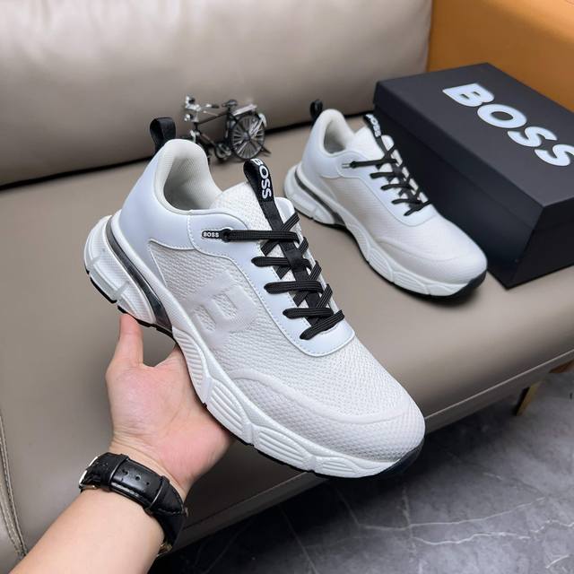 商品名称：Boss 波士 实价： 正规码数: 38-44 休闲鞋 商品材料：精选 透气网布鞋面，舒适羊皮内里 ；原厂大底。