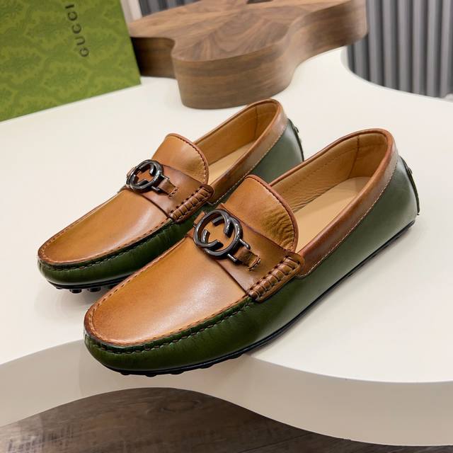 Gucci 高端品质 头层牛皮牛皮内里 尺码39-44 38 45订 Gucci 高端品质