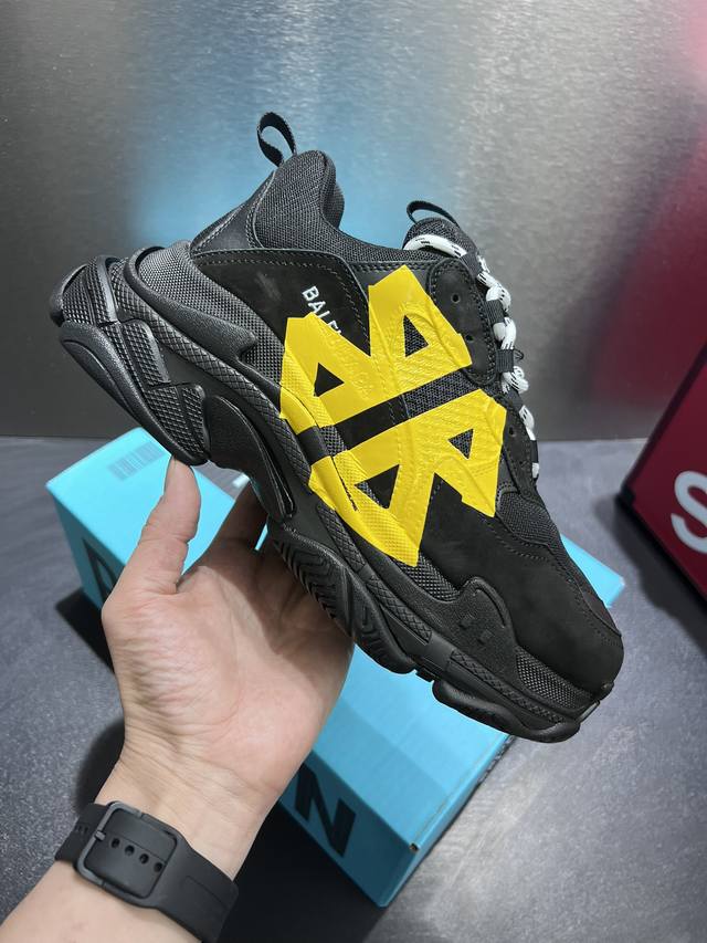 实价 Balenciaga 巴黎世家2025年新款，新色涂鸦字母 已出货！！！ 六层组合大底 码数35 36 37 38 39 40 41 42 43 44 4