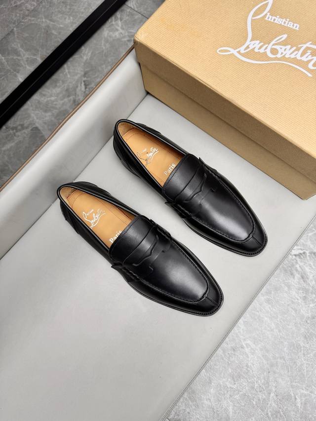 元Christian Louboutin Cl 高品质男鞋 面料选用进口牛皮，牛皮内里，意大利进口真皮大底 码数：39-44 38，45，46定做
