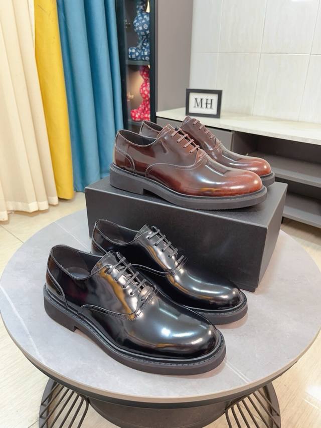 出厂价P 高端 Dior 迪奥正装休闲皮鞋 鞋面进口开边珠 黑色水染牛皮内里 吸汗防臭 意大利原版大底 做工细节无可挑剔 简约经典时尚百搭 黑色 酒红色38-4