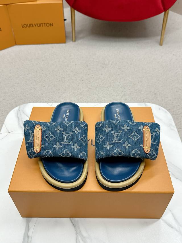 Lv 路易威登X Tm村上隆联名情侣款拖鞋硬货上新 Bs代购级别！高级感十足！国内外博主刷爆的一款，复古又时髦 上脚美炸了！官网主推款★ T 鞋面：原版小牛皮5