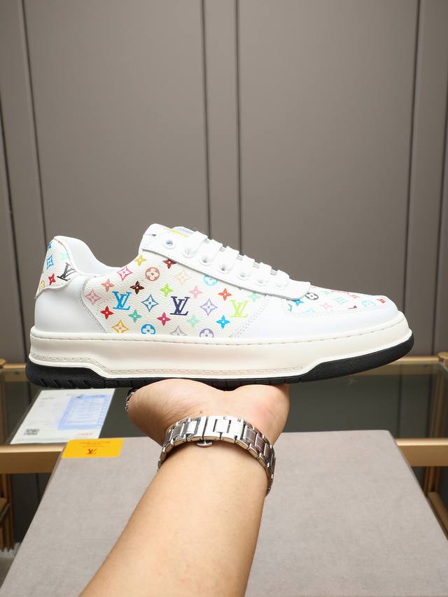 主推款 Louis Vuitton 路登易威 Lv鞋面进口头层牛皮拼Lv经典材料内里进口皮里 防滑耐磨大底。每一位男士的身份衬托，上脚大气稳重不管风吹雨打鞋楦不