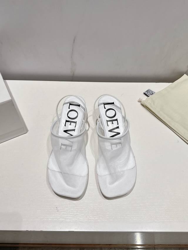 工厂P价 女装女鞋 运动原单 Loewe罗意威25夏季小猫跟拖鞋｜高级感拉满的懒人必备 4.5Cm的优雅小猫跟，走路稳到飞起～ 原版透明网纱面料，若隐若现的性感