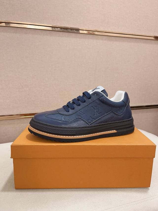 调工厂P价 男装男鞋 运动原单 Louis Vuitton 路易威登 Lv 新款专柜同步发售，鞋面意大利进口头层牛皮，全进口羊皮内里，完全1比1复刻，鞋底：原厂