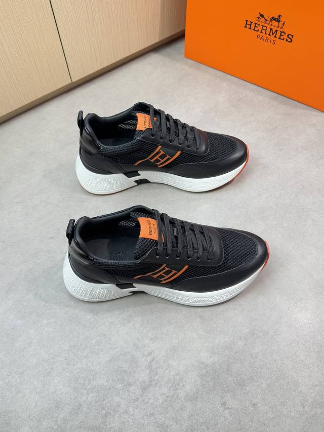 Hermes 爱马仕 -高端品质 原单休闲运动鞋 -鞋面：纳帕小牛皮、品牌高丝光镂空网帆布、鞋身车缝品牌′H′图腾织带、鞋舌品牌Logo布标 -内里：水染牛皮